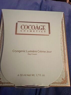 Cocoâge Cryogenic Lumière Crème Jour Day Cream - White